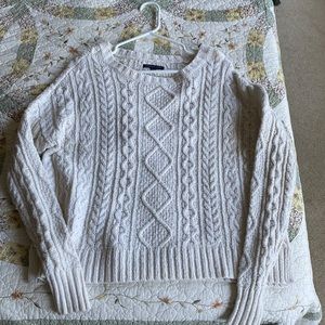 American Eagle Cable Knit Sweater Size M